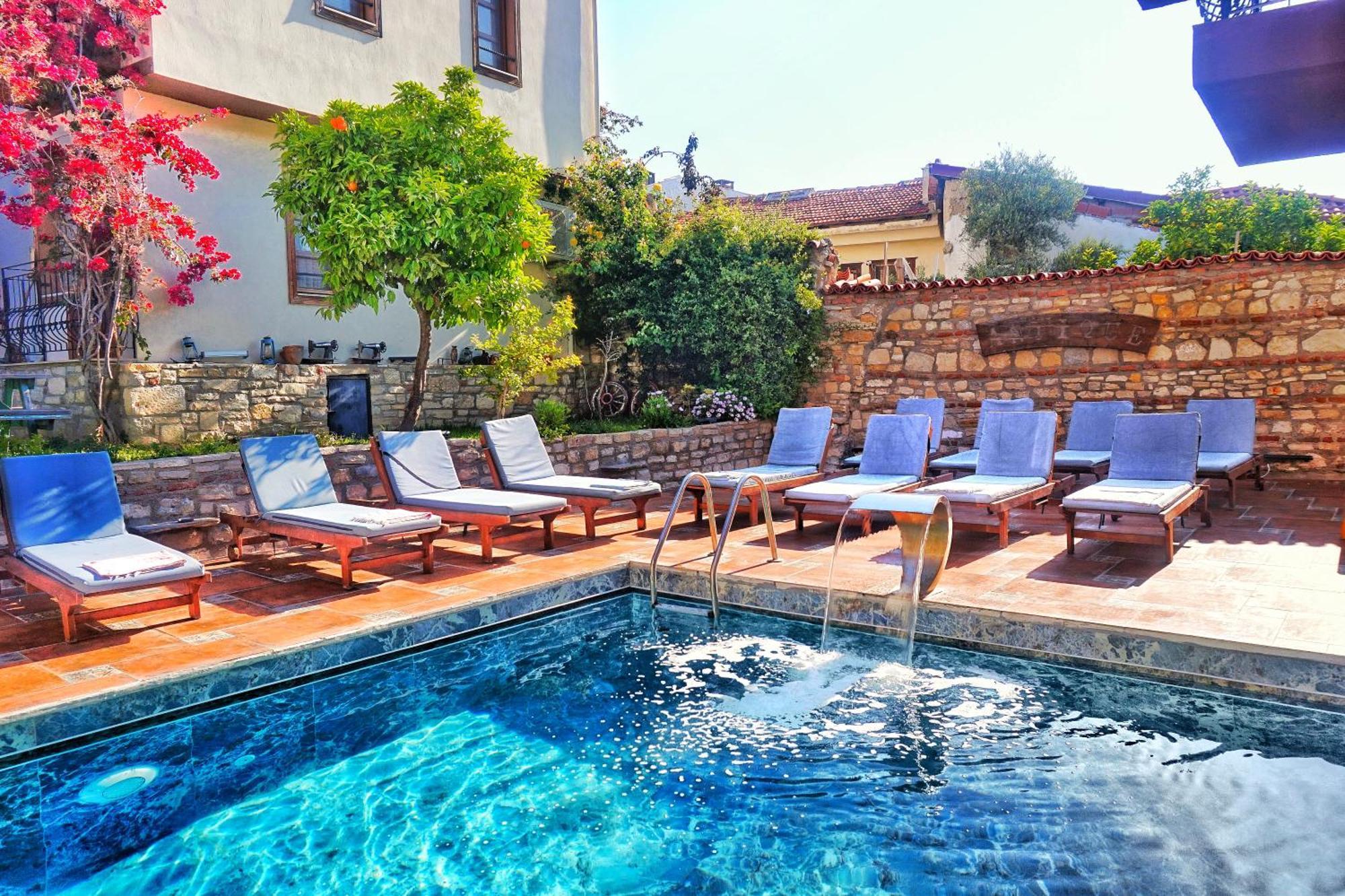 Sezgin Boutique Hotel كوشاداسيه المظهر الخارجي الصورة